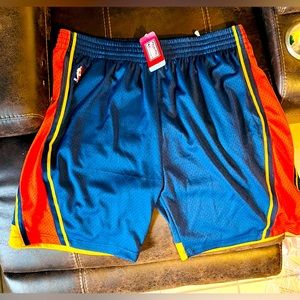 New Curry Mitchell & Ness shorts